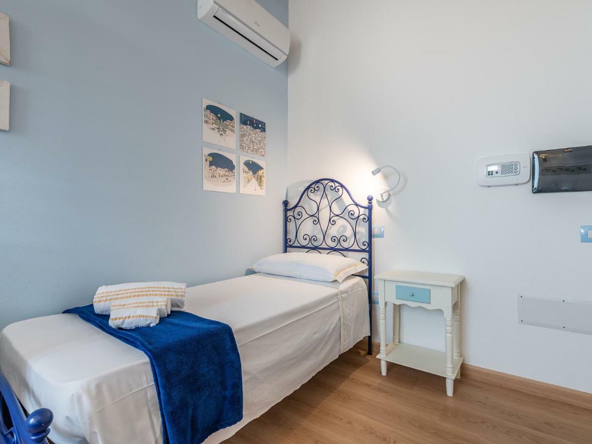 "Bea'S Terrace" - Private Jacuzzi And Panoramic Rooftop In The City Centre Cagliari Dış mekan fotoğraf
